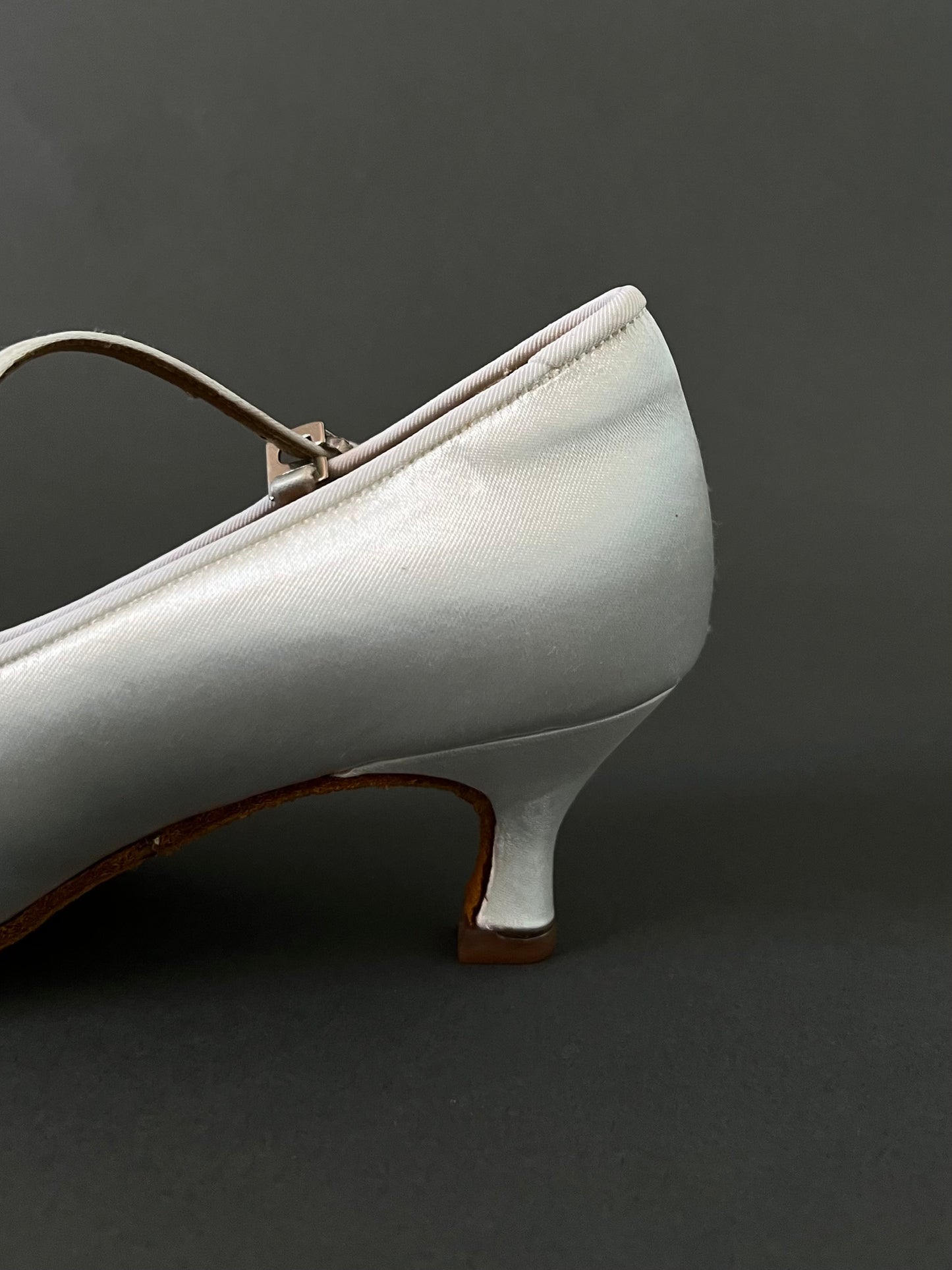 Model 138 White satin