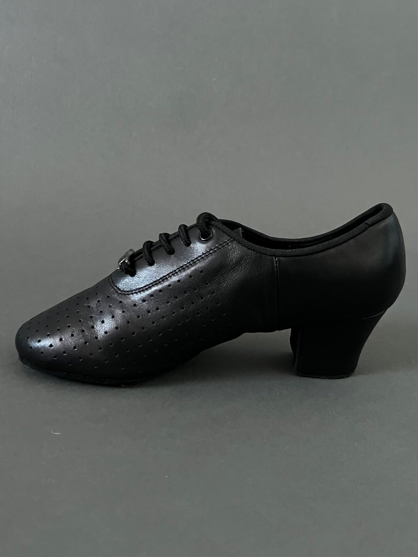 Model T1-B Leather